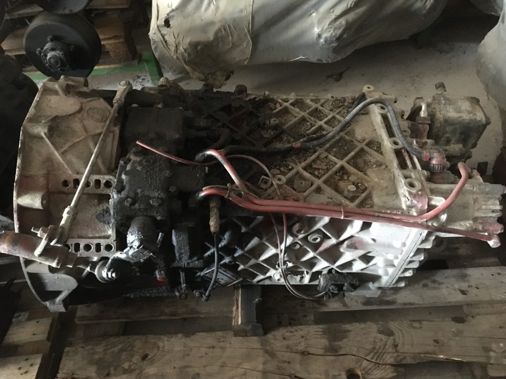 Cambio ZF 16 S 221