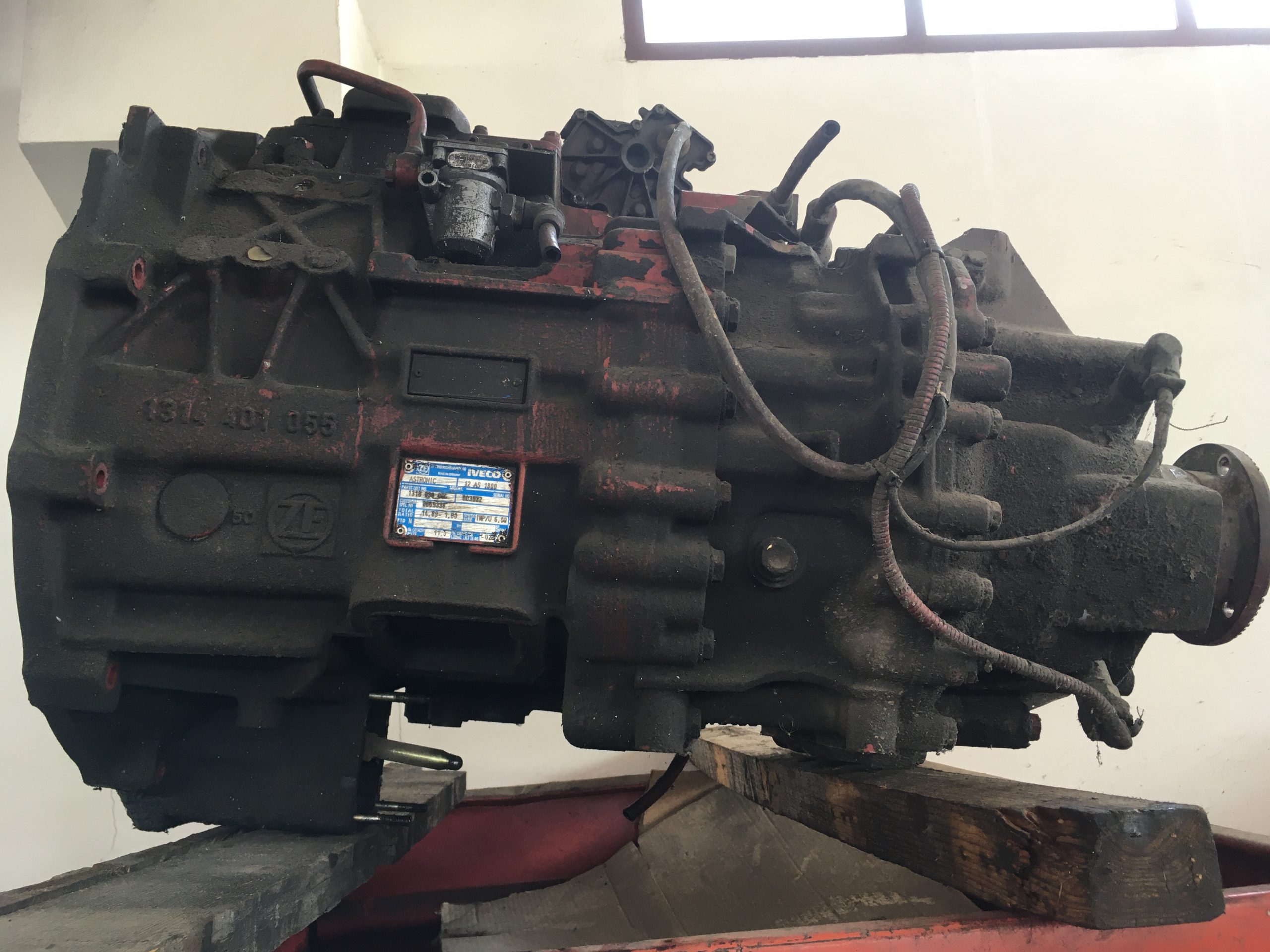 Cambio ZF Astronic 12 AS 1800 Automatico
