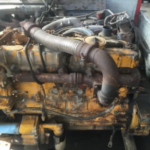 MOTORE UNIC 8220.22 PER ESCAVATORE 6 CILINDRI
