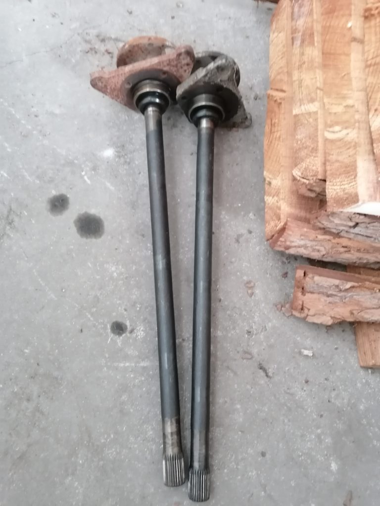 SEMIASSI FIAT 132 – ARGENTA (diametro 28mm)